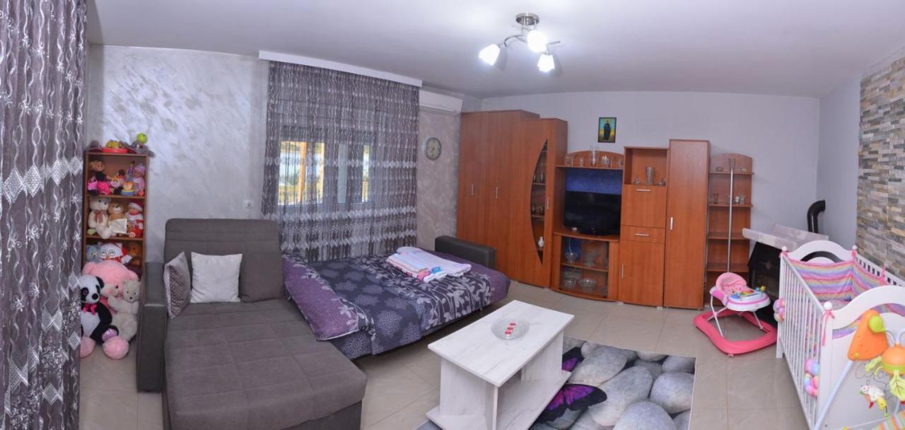 Villa Idila à Kladusnica Extérieur photo