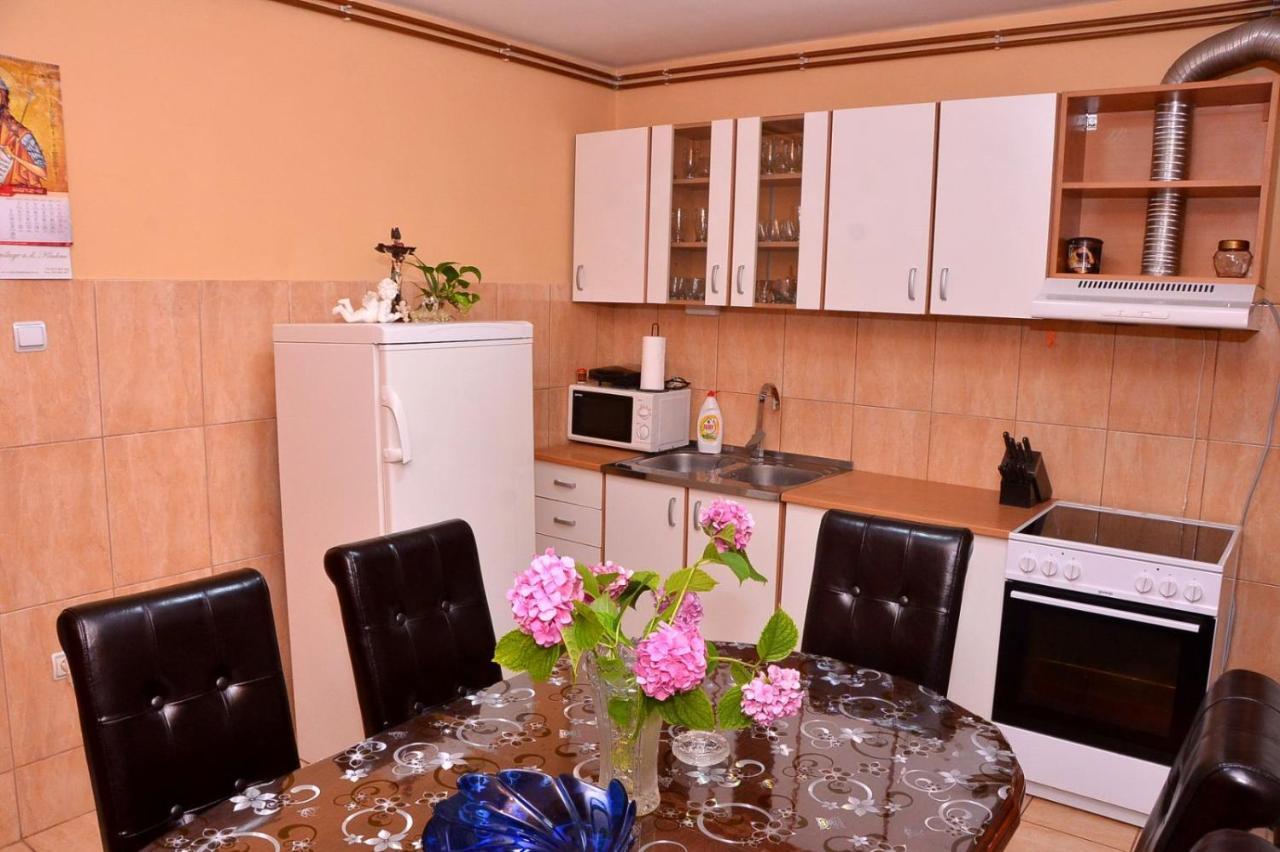Villa Idila à Kladusnica Extérieur photo
